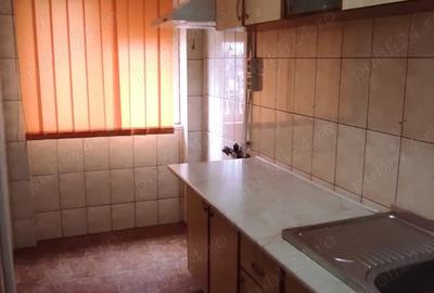 Apartament de vanzare - 4