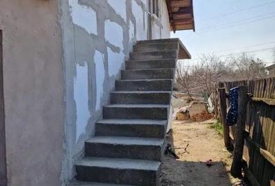 Casă cu 3 camere cu Teren 862 Mp în Central - 8