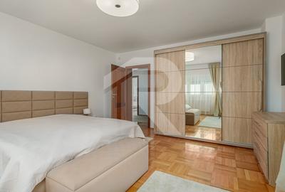 Vila de vanzare in Busteni - 8 dormitoare, vedere directa spre Crucea Caraiman! - 17