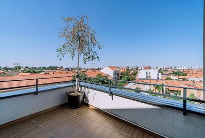 Penthouse 4 camere, ultracentral, Oradea. 800 000 E + TVA. Comision 0 - 26