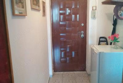 Inchiriez apartament 2 camere, sector 4 Inchiriez apartament 2 camere, sector 4 - 5