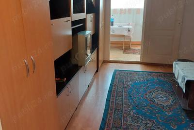 Inchiriez garsoniera - 7