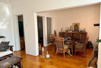 Apartament cu 4 camere decomandat, mobilat în Pajura - 3