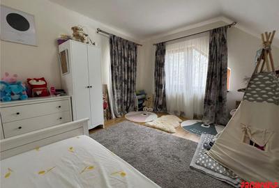 Casă cu 5 camere cu Teren 700 Mp în Gherăiești - 14