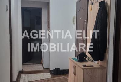 Apartament cu 3 camere decomandat, mobilat în Central - 9