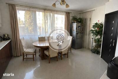 Casă cu 4 camere în Central - 17