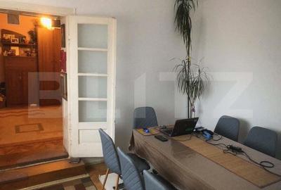 Apartament cu 4 camere semidecomandat în Central - 2