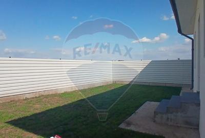 Casa individuala 3 camere teren 275 mp de vanzare in Crevedia - Buftea - 6
