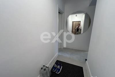 Apartament cu 3 camere decomandat în Străulești