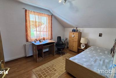 Casă cu 4 camere cu Teren 370 Mp în Central - 13