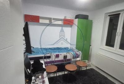 Apartament cu 3 camere decomandat în Central - 2