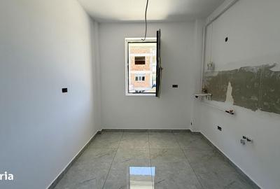 Garsonieră decomandată în Hlincea - 3