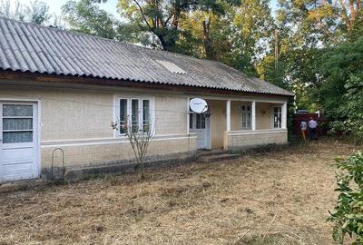 Casă cu 5 camere cu Teren 4300 Mp în Ghimicești - 4