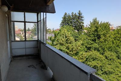 Apartament cu 4 camere decomandat în Ultracentral