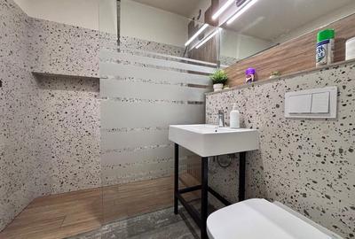 Apartament cu 3 camere decomandat în Palazu Mare - 1