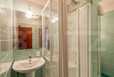 Apartament cu 3 camere ?i 3 bai in vila, zona Schei - 12