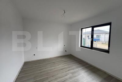 Casă cu 4 camere cu Teren 400 Mp în Mărtinești - 3