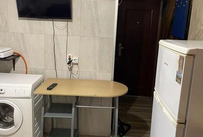 Garsonieră în Confecții