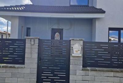 Duplex Mosnita Noua - aproape de strada principala - zona excelenta Duplex Mosnita Noua - aproape de strada principala - zona excelenta - 2