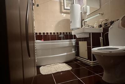 Apartament cu 4 camere decomandat în Central - 12