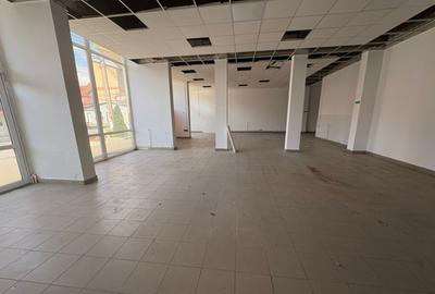 Spa?iu comercial *Bumbe?ti Jiu, str. Grigore Alexandru Ghi - 4