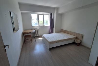 Apartament cu 3 camere semidecomandat, mobilat în Colentina - 4