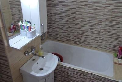 Apartament cu 2 camere semidecomandat în Micro 16 - 13