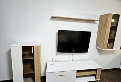 Garsonieră decomandată în Central - 2