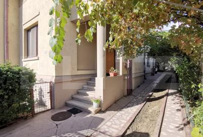 Casa 9 camere, 200 mp utili, zona Bd. Titulescu - 29