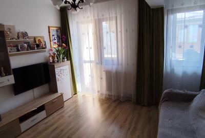 Apartament cu 2 camere decomandat în Titan - 5