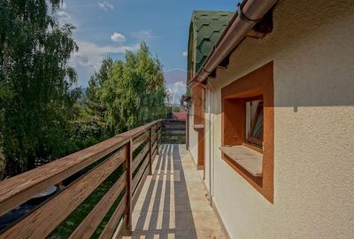 Casa / Vila -Spatiu Generos pentru Locuinta, Birouri sau Educationale - 7