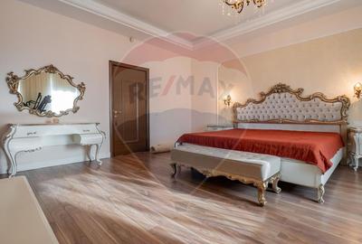 Penthouse de vanzare in Mamaia vedere frontala lac si marea Neagra - 9