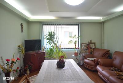 Casă cu 7 camere cu Teren 207 Mp în Central - 4