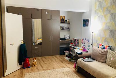 Apartament cu 2 camere decomandat în Tractorul - 5
