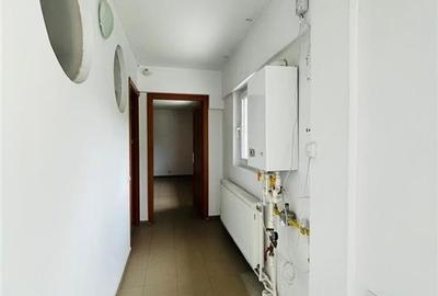 VÂNZARE VILĂ curte pretabil CLINICĂ RADIOLOGIE 1Mai Turda sector - 48