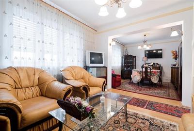 RECO Casa  cu 4 camere la 5 minute de centru (Olosig) -Oradea-curte si acces aut - 6