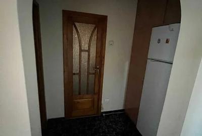 Apartament cu 2 camere, decomandat, etajul 7/10, zona Podu Ros - 2