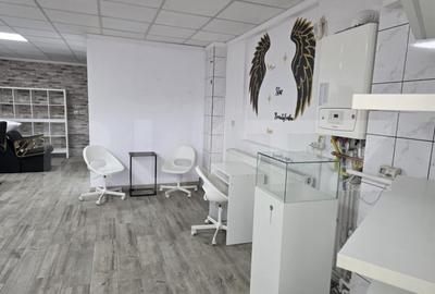 Spațiu comercial, de 73 mp, în Micro 4 - 7