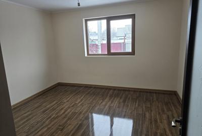 Casă individuală cu 4 camere cu Canalizare în Târgu Neamț - 4