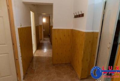 Spațiu comercial, de 66 mp, în Piața Nouă - 1