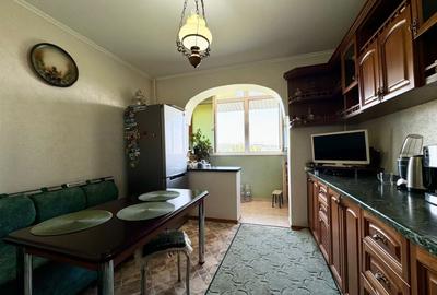 Apartament cu 3 camere decomandat în Iris - 4