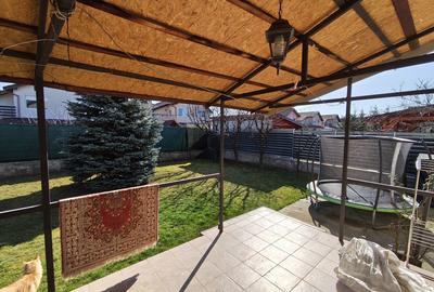 Casă cu 4 camere în Central - 4