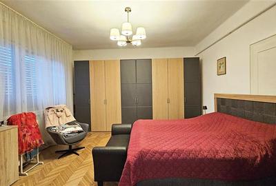 Apartament cu 4 camere decomandat, mobilat în Bălcescu - 10