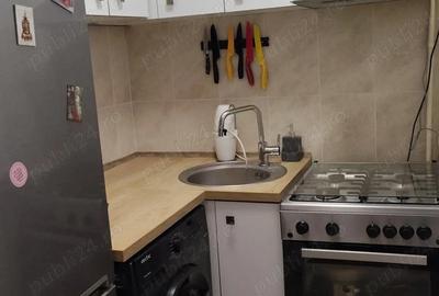 Apartament cu 3 camere semidecomandat în Central - 3