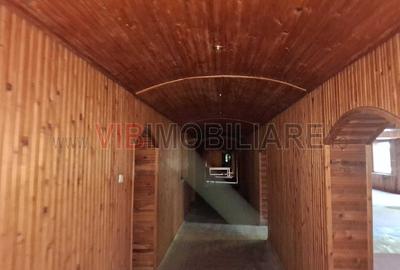 Teren de 8900 mp, în Sud-Vest - 8