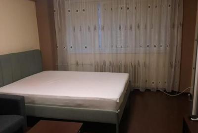 Piata sudului stradal etaj 5 - 2