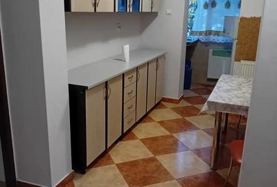 Proprietar inchiriez apartament zona Sovata - 4