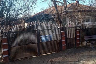 Casă cu Teren 900 Mp în Central - 9