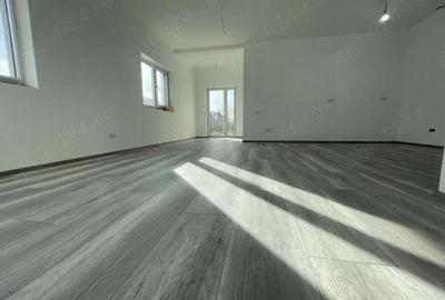 Casă cu 3 camere în Central - 2