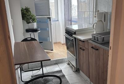 Garsonieră decomandată în Central - 14